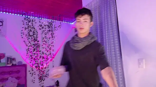 Dani Dancer online show from May 2026 01:01:02 AM