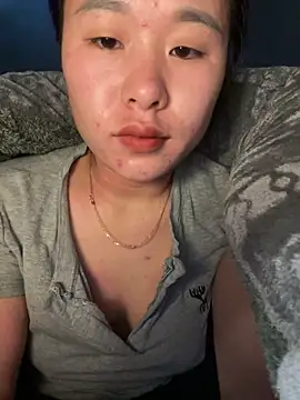 Lylyk2 online show from December 2025 12:43:01 PM