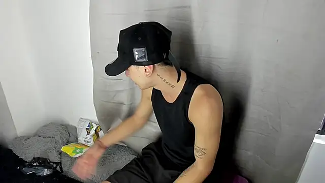 angel boy sex online show from December 2025 04:55:02 PM