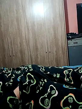 AVALIAminhaPika online show from March 2026 07:30:01 PM