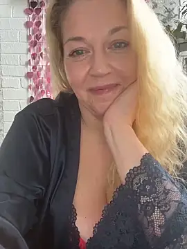 JenniferCarmen online show from March 2026 05:08:02 AM