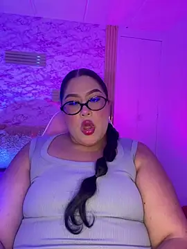 Mia Carters online show from April 2026 11:07:02 PM