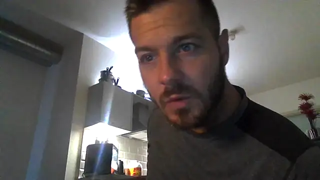 cheekycherryx online show from March 2026 10:47:01 PM