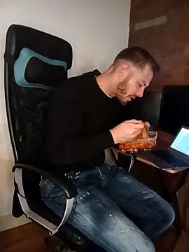 cheekycherryx online show from March 2026 05:07:01 AM