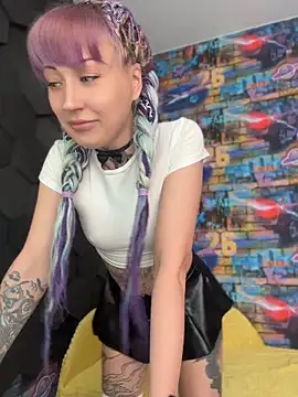 Tattoo  Moon online show from May 2026 12:51:01 AM