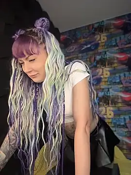 Tattoo  Moon online show from June 2026 06:52:02 AM