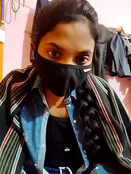 Snapshot of vivi_sexe chatting on December 2025 05:51:02 PM vivi sexe online show from December 2025 05:51:02 PM