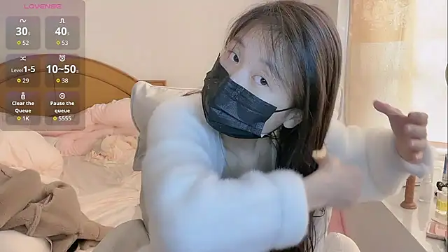 tiantian-160 online show from January 2026 06:18:02 AM