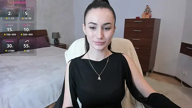 MiraaLes online show from February 2026 02:13:02 PM