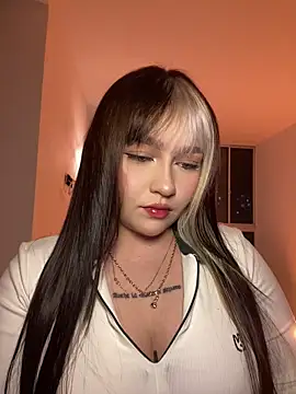 Daniela ruizz online show from June 2026 02:49:01 AM