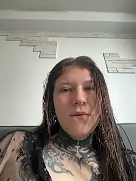 Snapshot of FionaMurr chatting on June 2026 01:41:02 AM FionaMurr online show from June 2026 01:41:02 AM