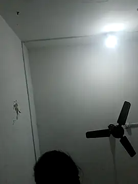 Snapshot of nehakapoor89 chatting on December 2025 05:54:01 PM nehakapoor89 online show from December 2025 05:54:01 PM