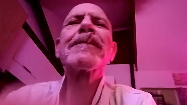 4skinlvrI online show from March 2026 02:26:01 AM