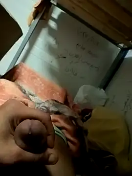 Snapshot of Mando_55555 chatting on December 2025 10:25:01 PM Mando 55555 online show from December 2025 10:25:01 PM