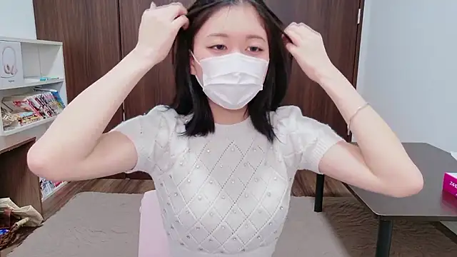 Snapshot of Ms-KARINA chatting on January 2026 08:29:01 AM Ms-KARINA online show from January 2026 08:29:01 AM