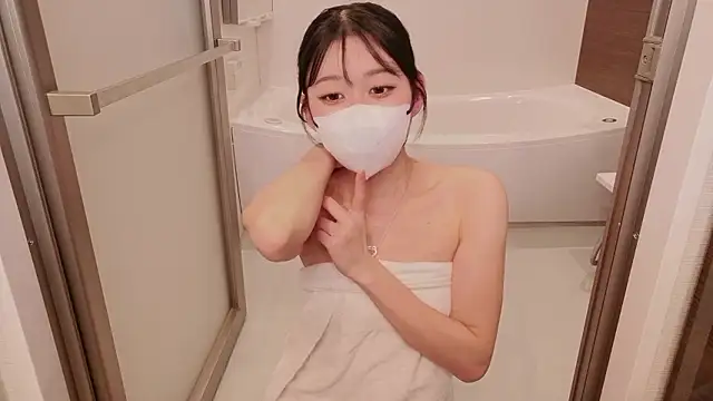 Snapshot of Ms-KARINA chatting on February 2026 06:19:02 AM Ms-KARINA online show from February 2026 06:19:02 AM