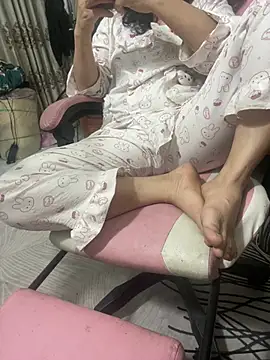 Yumi69 online show from March 2026 02:44:01 PM