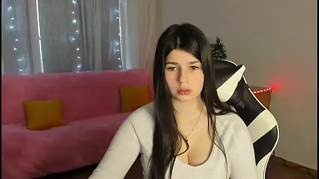 KisaModel online show from December 2025 08:22:01 AM