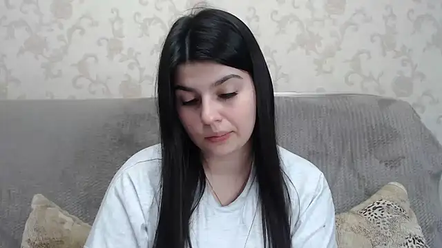 KisaModel online show from May 2026 02:46:02 PM
