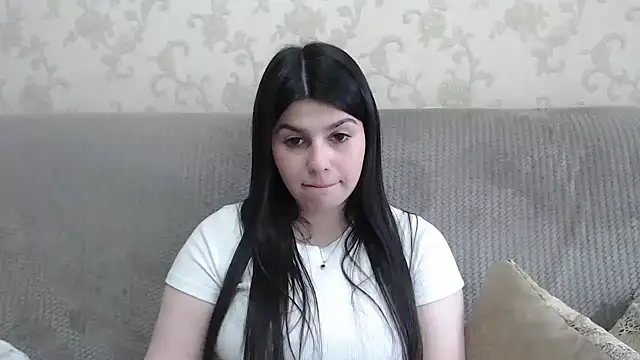KisaModel online show from May 2026 07:38:02 AM