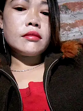 Snapshot of yana-zz chatting on December 2025 04:33:01 PM yana-zz online show from December 2025 04:33:01 PM