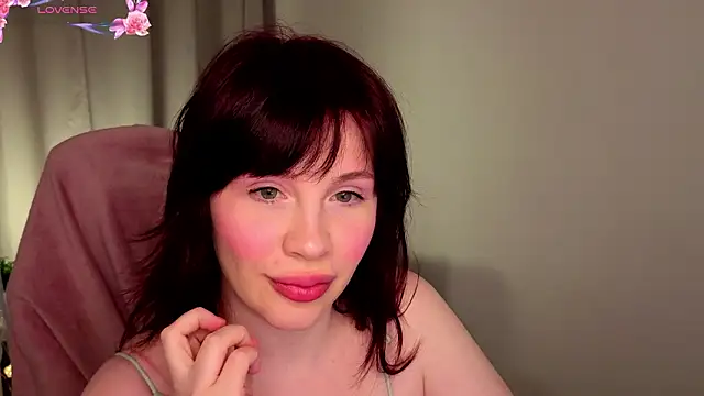 KellyMoussi online show from February 2026 02:23:01 PM