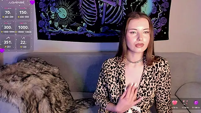 XxxCosmicBitch online show from December 2025 07:58:01 AM