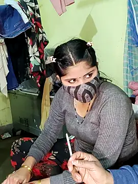 Snapshot of Cuple_masti72 chatting on January 2026 04:56:01 PM Cuple masti72 online show from January 2026 04:56:01 PM