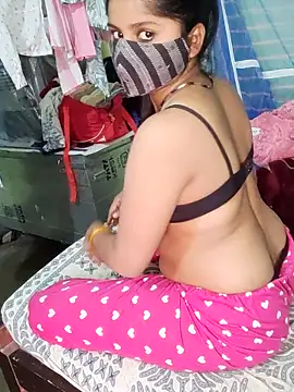 Snapshot of Cuple_masti72 chatting on January 2026 04:55:01 PM Cuple masti72 online show from January 2026 04:55:01 PM