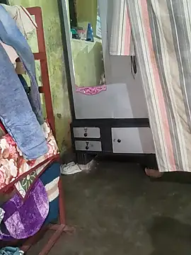 Snapshot of Cuple_masti72 chatting on April 2026 04:44:02 PM Cuple masti72 online show from April 2026 04:44:02 PM