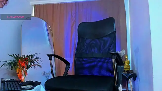 YOURHERO online show from May 2026 11:59:02 AM
