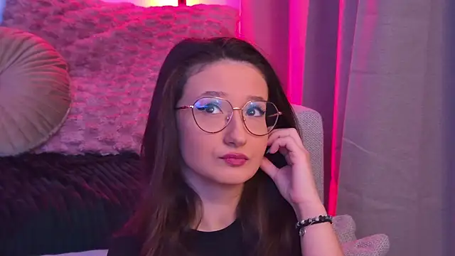 TheaMalekoo online show from February 2026 07:45:02 AM