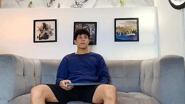 YOUNG GUYS1 online show from May 2026 07:16:01 AM