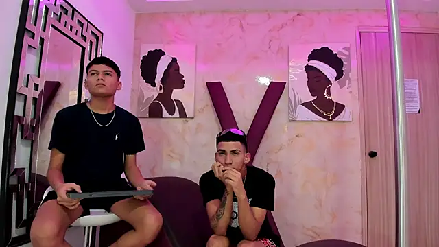 Snapshot of HORNY_PRETTY chatting on December 2025 01:27:02 PM HORNY PRETTY online show from December 2025 01:27:02 PM