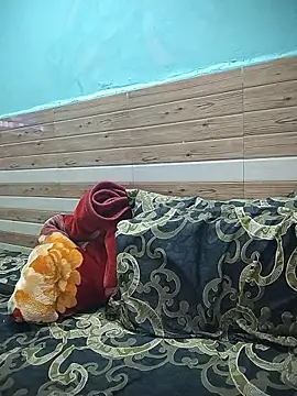 xoupleaura online show from January 2026 06:57:02 PM