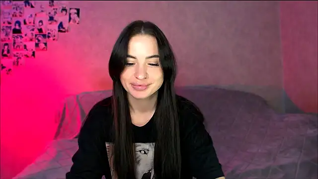 Snapshot of AnnaVibeTim chatting on May 2026 07:20:01 PM AnnaVibeTim online show from May 2026 07:20:01 PM