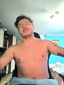 rANDREI0722 online show from December 2025 10:39:02 PM