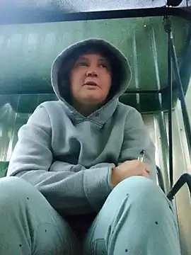 Snapshot of milfstress chatting on September 2025 03:51:01 AM milfstress online show from September 2025 03:51:01 AM