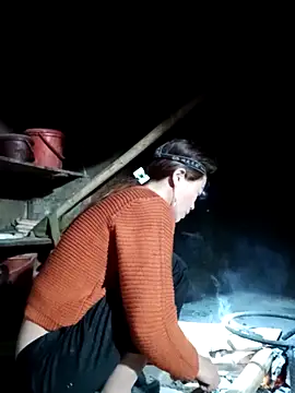 little-effy online show from December 2025 10:06:02 PM