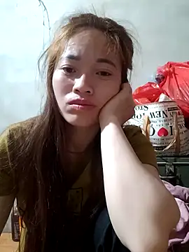 little-effy online show from February 2026 03:20:01 PM