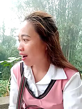 little-effy online show from April 2026 01:58:01 AM