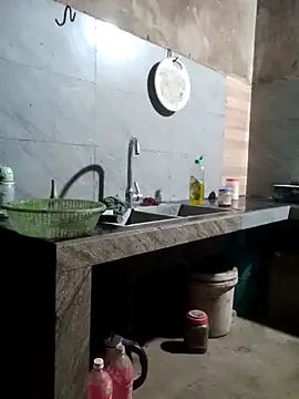 little-effy online show from May 2026 10:07:01 PM