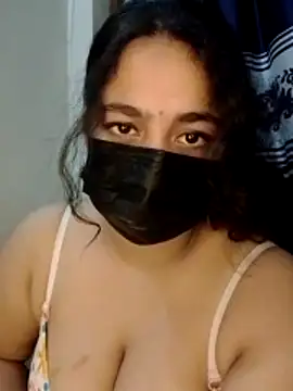 nosrat014 online show from June 2026 05:16:01 PM