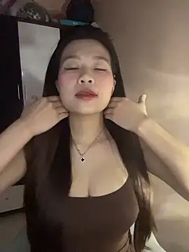 Snapshot of Bae1103_ chatting on December 2025 06:24:02 PM Bae1103 online show from December 2025 06:24:02 PM