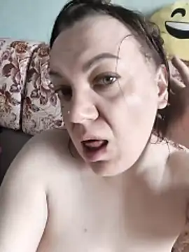 LimonLoveqw online show from April 2026 06:16:01 AM