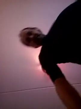 Olivassl22 online show from March 2026 05:01:02 PM