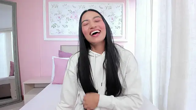 barbara noa online show from December 2025 12:32:01 PM