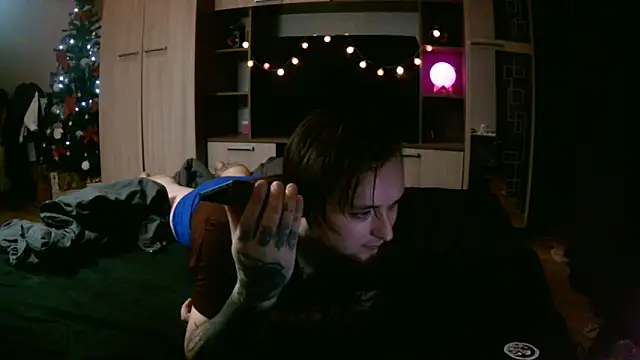 punksshow online show from December 2025 03:18:02 PM