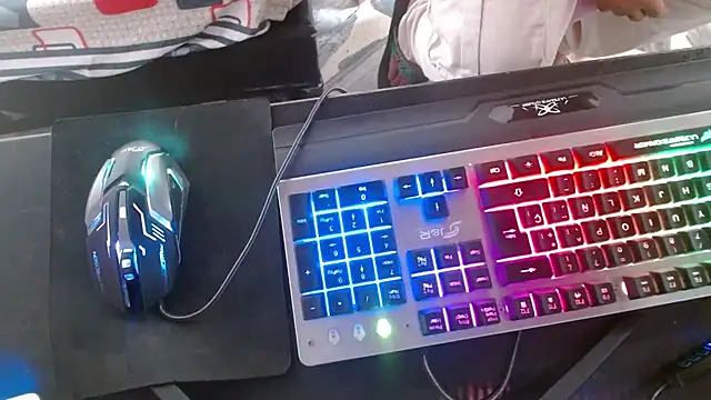 Snapshot of kari-10 chatting on December 2025 03:17:01 PM kari-10 online show from December 2025 03:17:01 PM