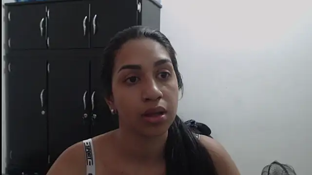 Snapshot of emiliz-queen chatting on July 2026 05:07:02 PM emiliz-queen online show from July 2026 05:07:02 PM